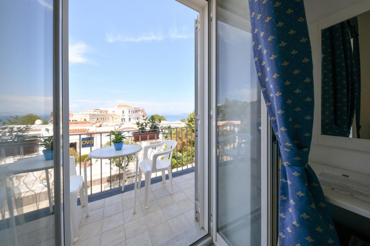 Hotel Noris Иския Екстериор снимка